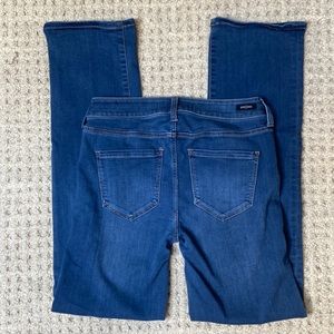 Liverpool Jean Company size 6 inseam measures at 30 3/4